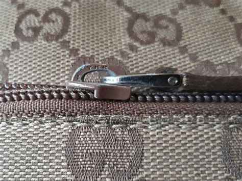 gucci zipper pull diagonal line with g|vintage gucci ykk zippers.